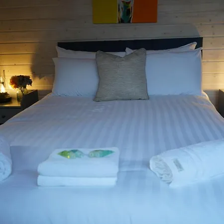 West Wicklow Glamping With Hot Tub