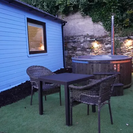 West Wicklow Glamping With Hot Tub