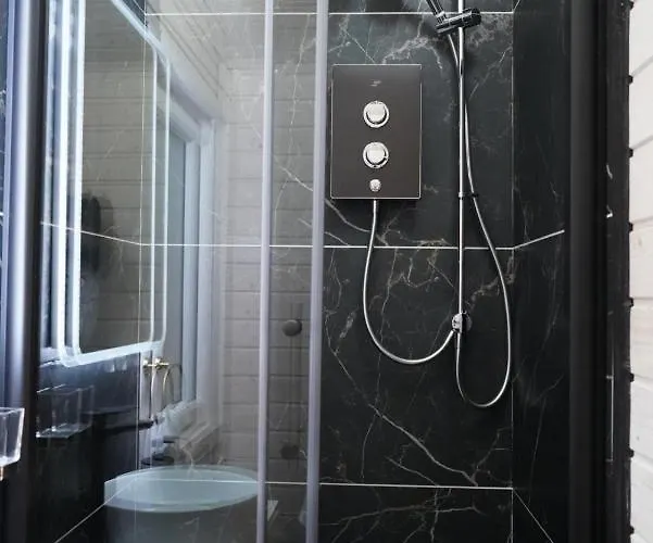 West Wicklow Glamping With Hot Tub Baltinglass