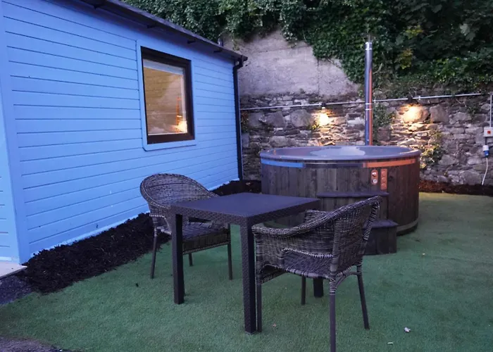 West Wicklow Glamping With Hot Tub